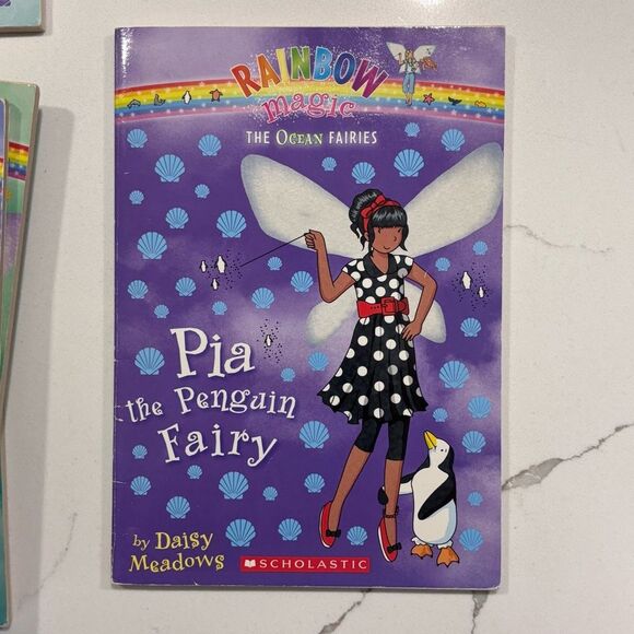 THE OCEAN FAIRIES RAINBOW MAGIC FAIRIES: Books 1-7 Set/Lot (by Daisy Meadows) - Picture 9 of 16